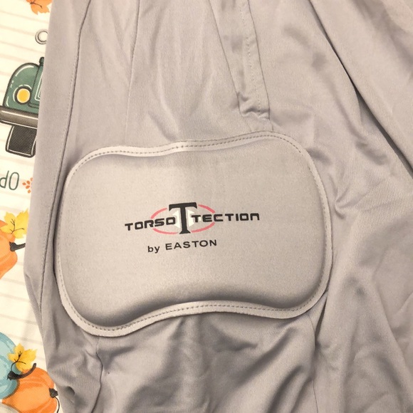 Youth Large Torso Tection baseball chest protection by Easton - Picture 3 of 5